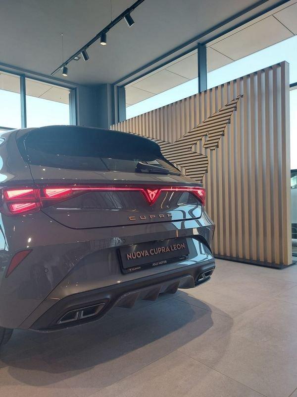 Cupra Leon 1.5 Hybrid 150 CV DSG nuova da immatricolare