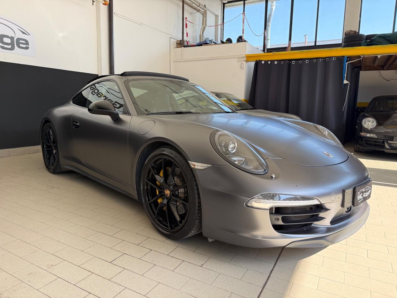 Porsche 911 3.8 Carrera 4S Coupé