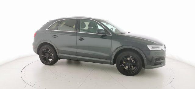 AUDI Q3 40 TFSI quattro S tronic Business Advanced