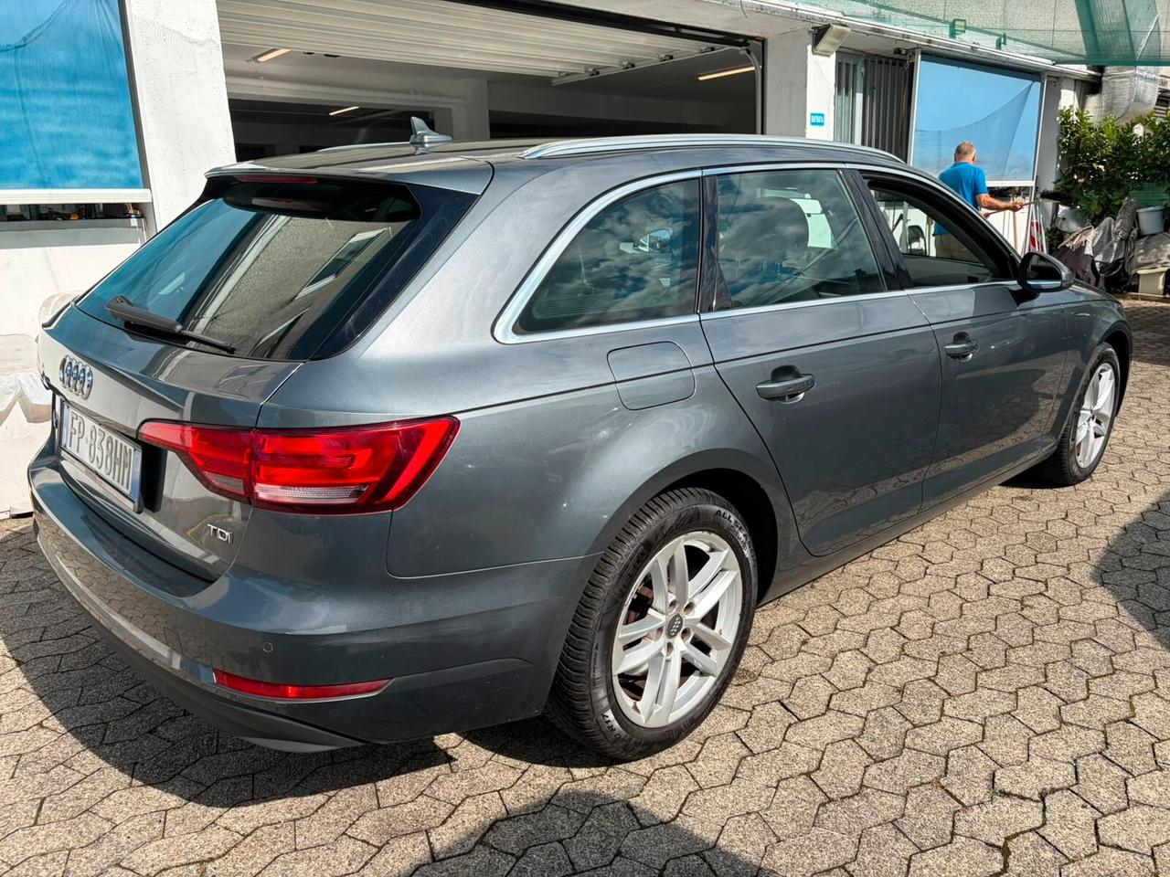 Audi A4 Avant 2.0 TDI 150 CV S tronic Business*EURO6*NAVI