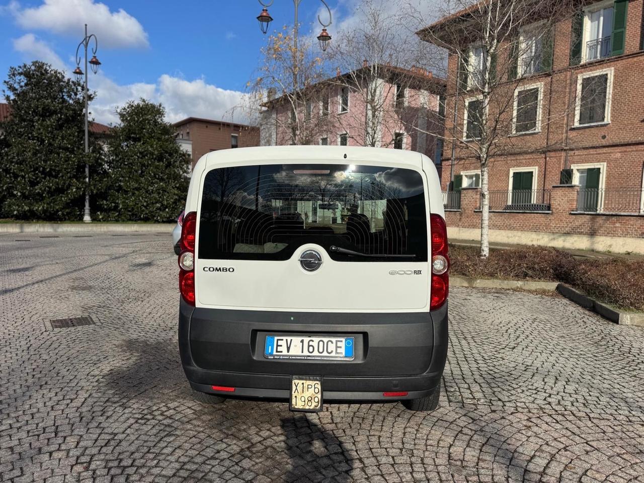 Opel Combo 1.3 CDTi 90CV 5posti