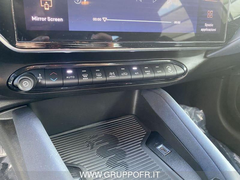 Alfa Romeo Junior 1.2 136 CV Hybrid eDCT6