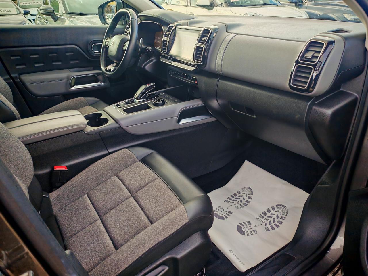 Citroen C5 Aircross 15HDI navig cam led 2021