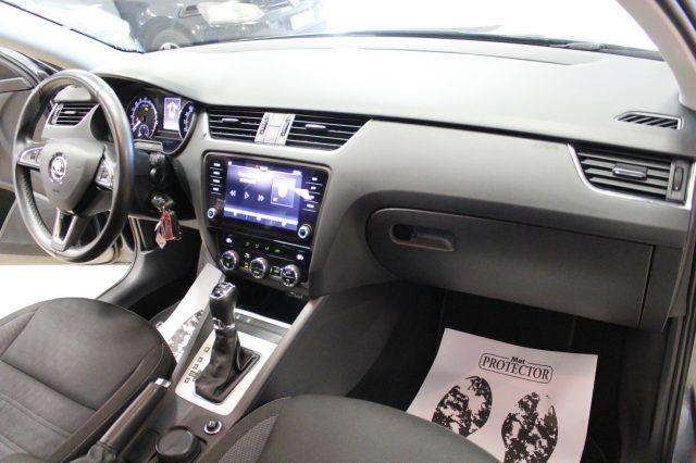 SKODA Octavia 2.0 TDI 150 CV DSG Wagon UNIPROPRIETARIO