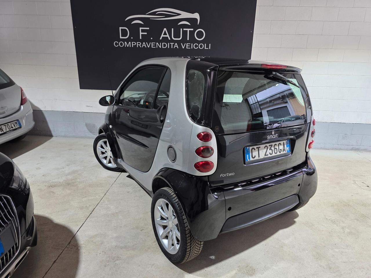 Smart ForTwo 700 coupé passion (45 kW)