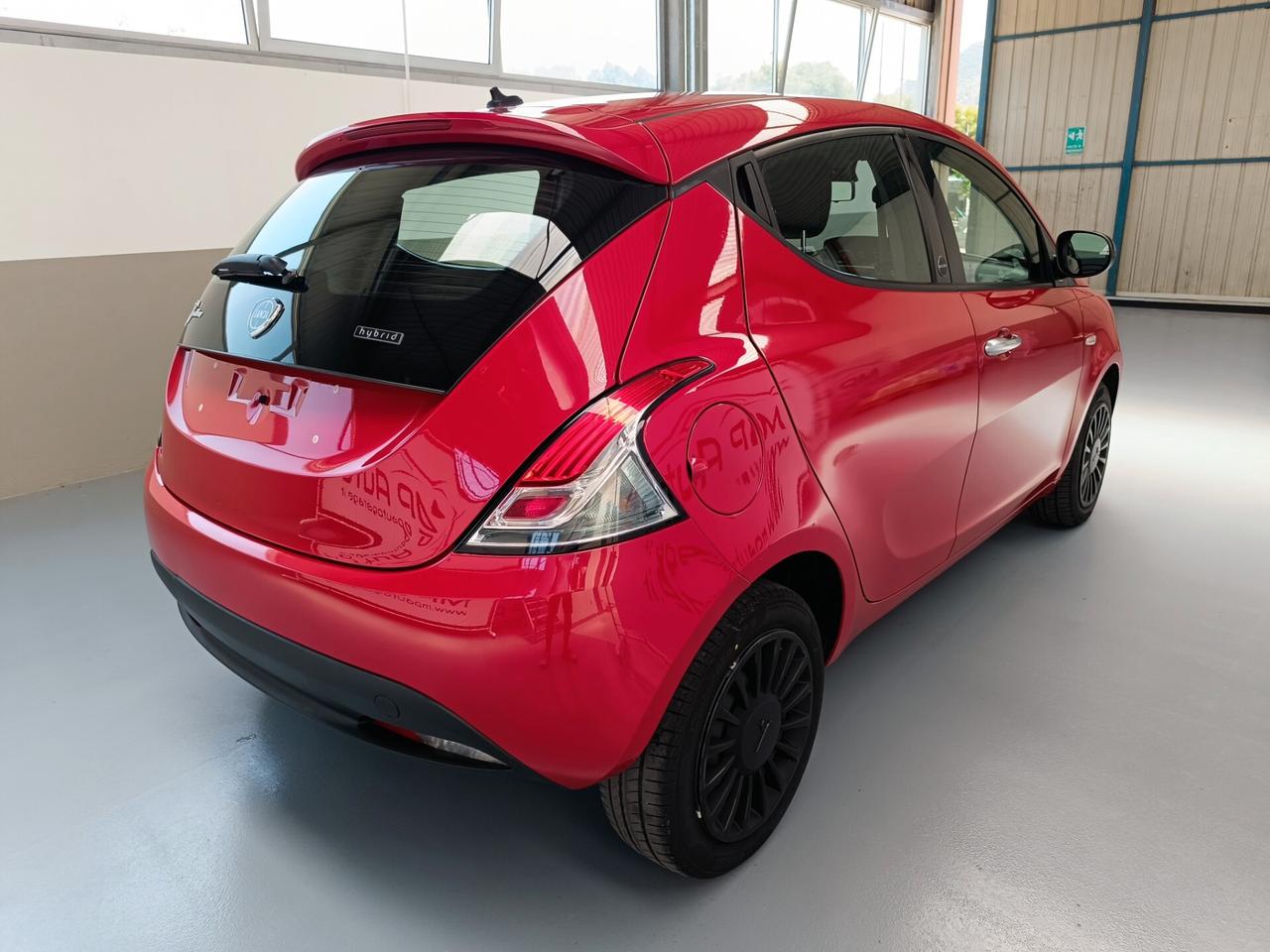 Lancia Ypsilon 1.0 FireFly 5 porte S&S Hybrid Ecochic Gold