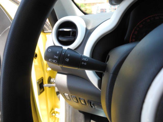 RENAULT Twingo 1.0 SCe Zen 5p. - OK NEOPATENTATI - "DA VETRINA"