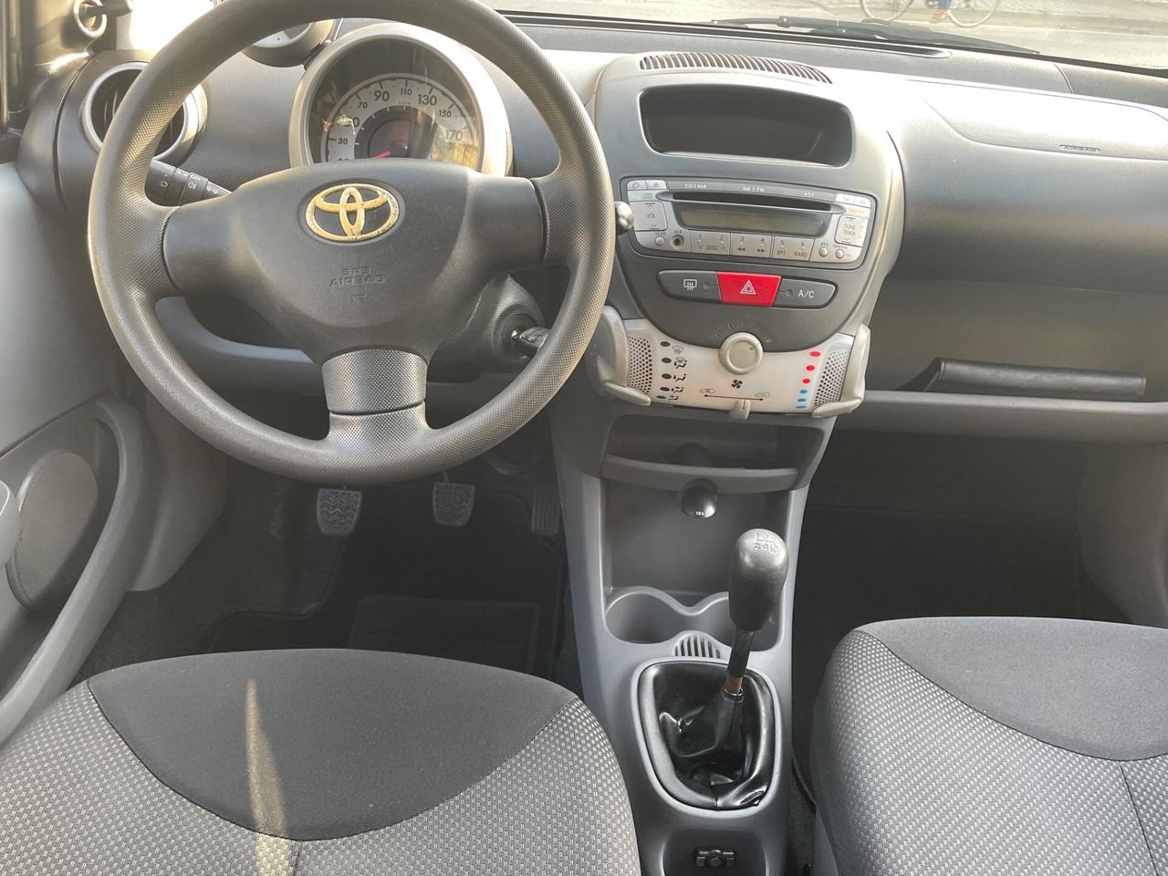 Toyota Aygo 1.0 12V VVT-i 5 porte