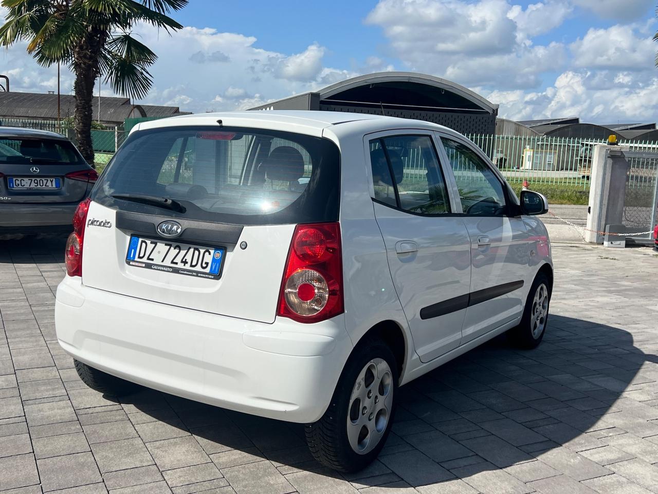 Kia Picanto 1.0 12V ADATTA NEOPATENTATI FINANZIABILE