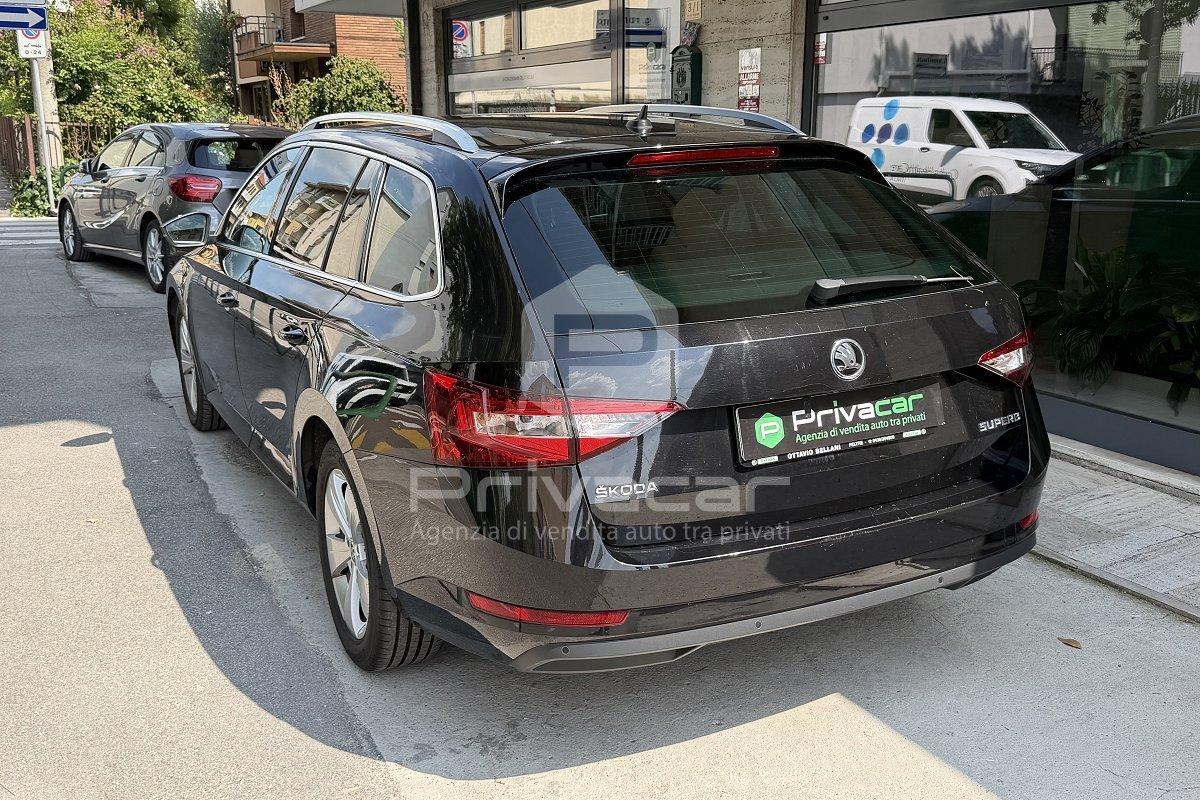 SKODA Superb 1.6 TDI DSG Wagon Executive
