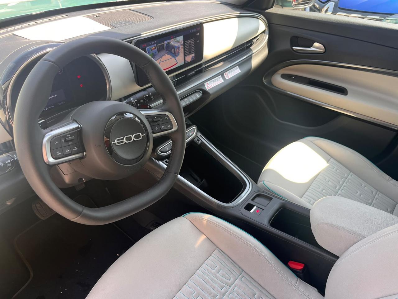 600 HYBRID 110 CV