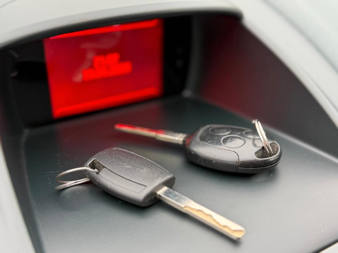 Ford Fiesta 1.4 5 porte GPL Titanium