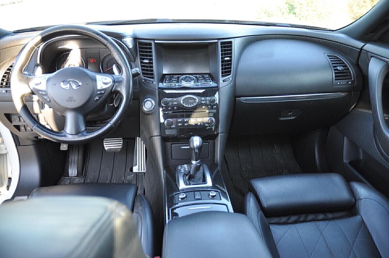Infiniti FX 30d S Premium