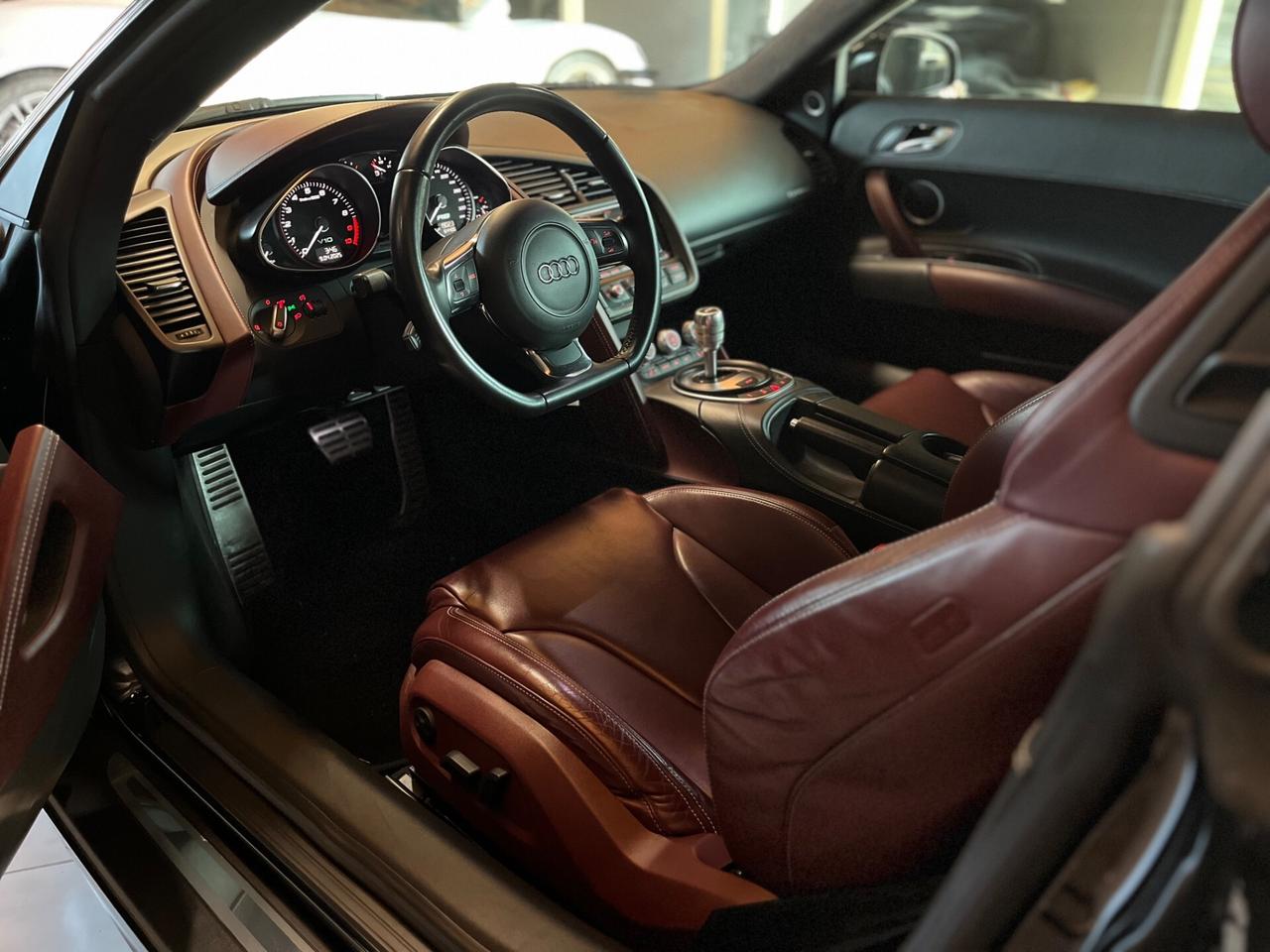 Audi R8 V10 coupè 525cv