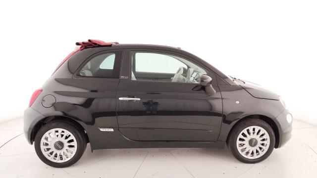 FIAT 500C 1.0 Hybrid Lounge