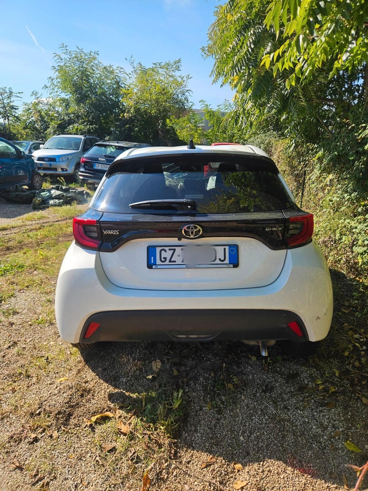 Toyota Yaris 1.5 Hybrid 5 porte Trend