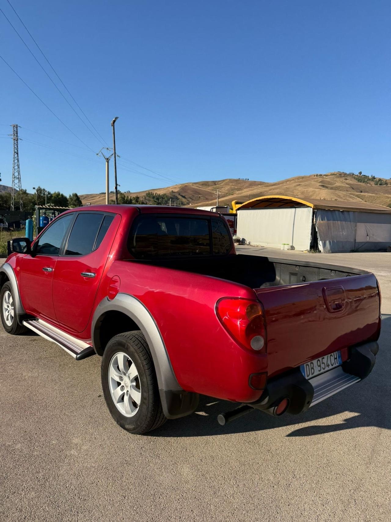 Mitsubishi L200 2.5 DI-D/136CV Double Cab Invite
