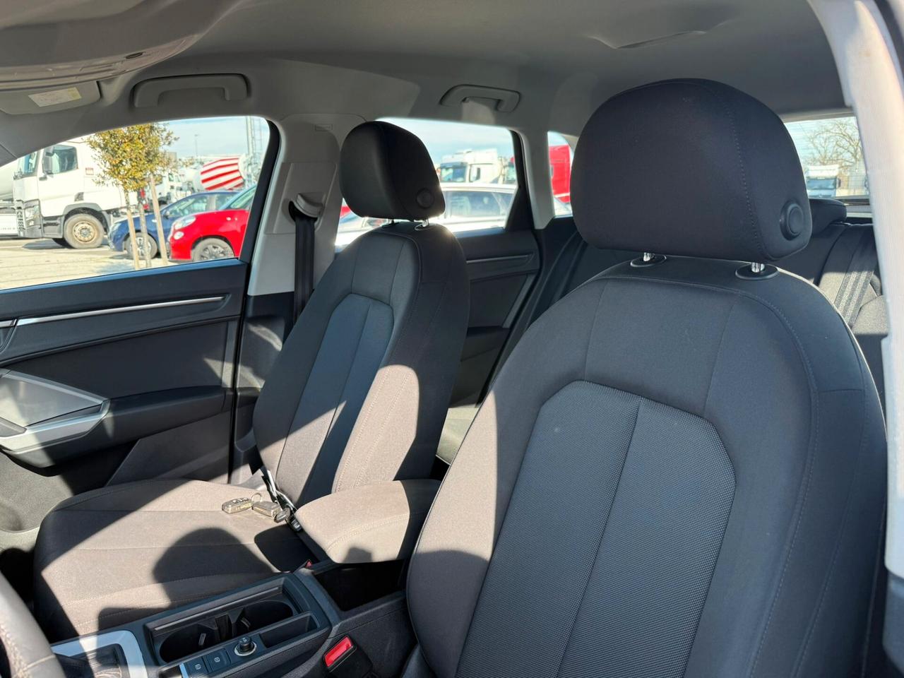 Audi Q3 35 TDI S tronic Business Advanced