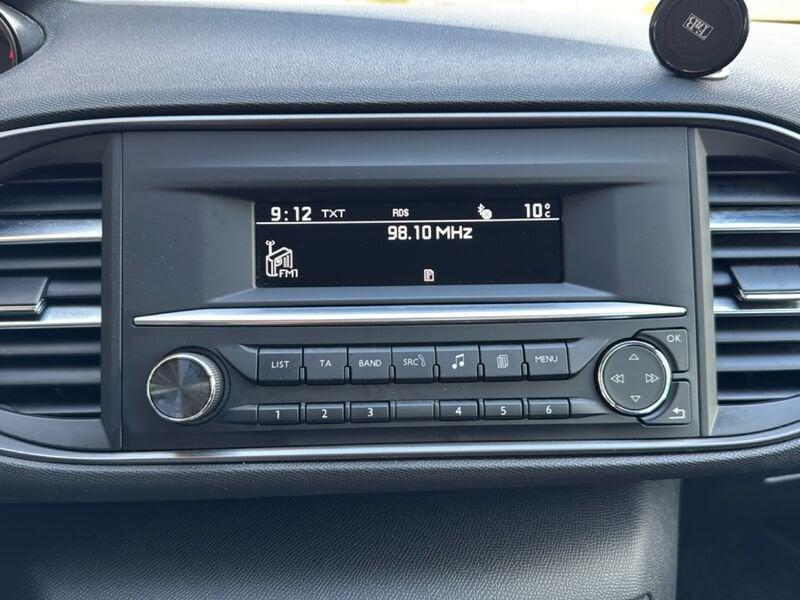 Peugeot 308 308 5p 1.2 puretech t (e-thp) Access s&s 110cv