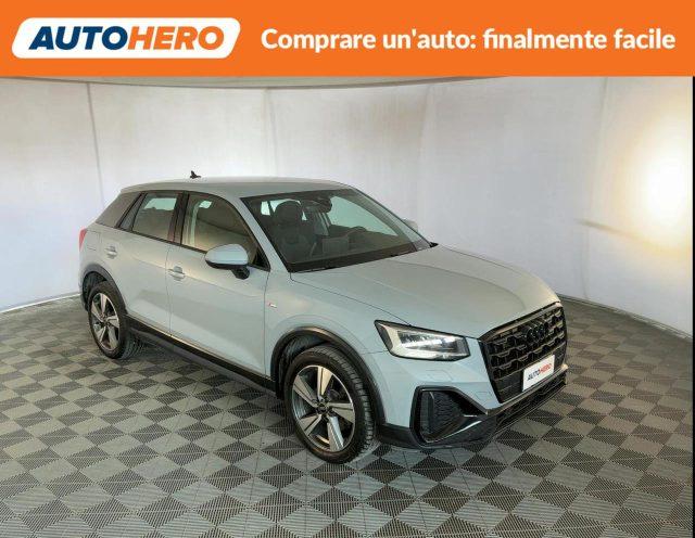 AUDI Q2 35 TDI S tronic Identity Black