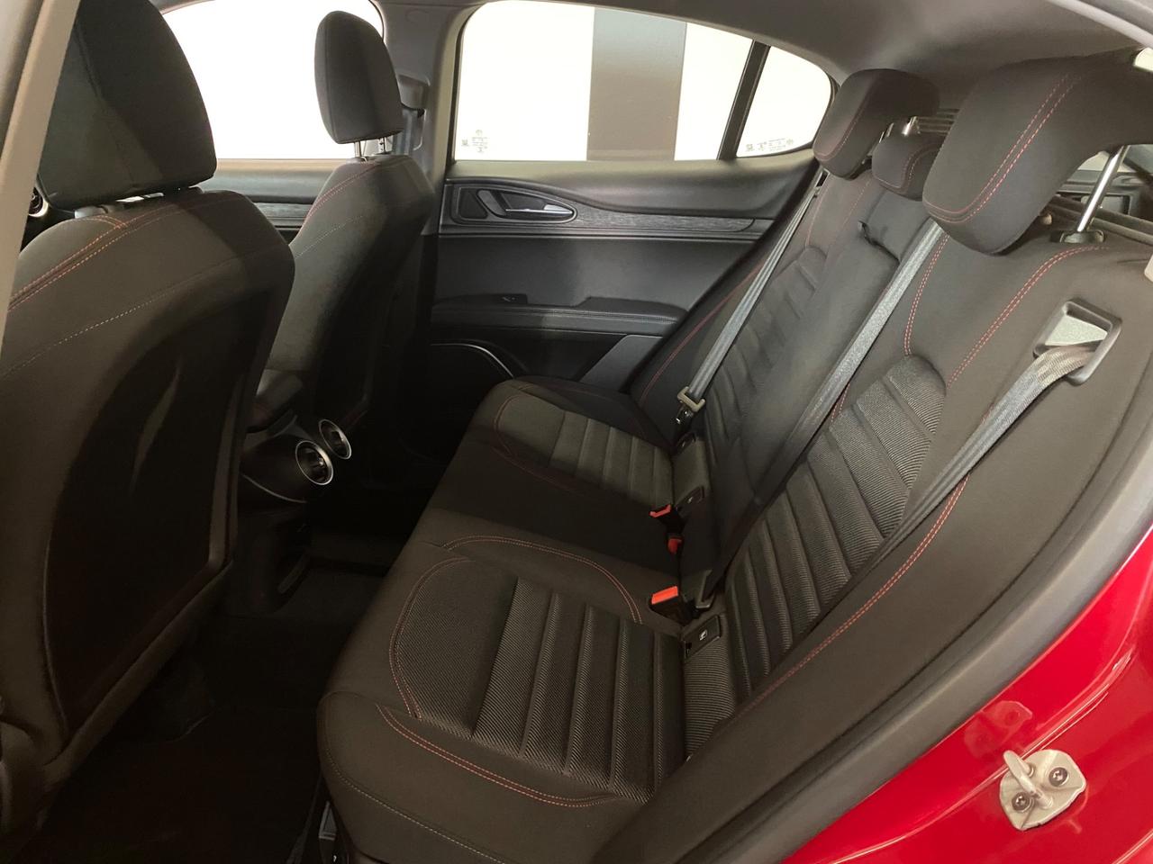 Alfa Romeo Stelvio 2.2 Versione "Rosso Edizione" Aziendale