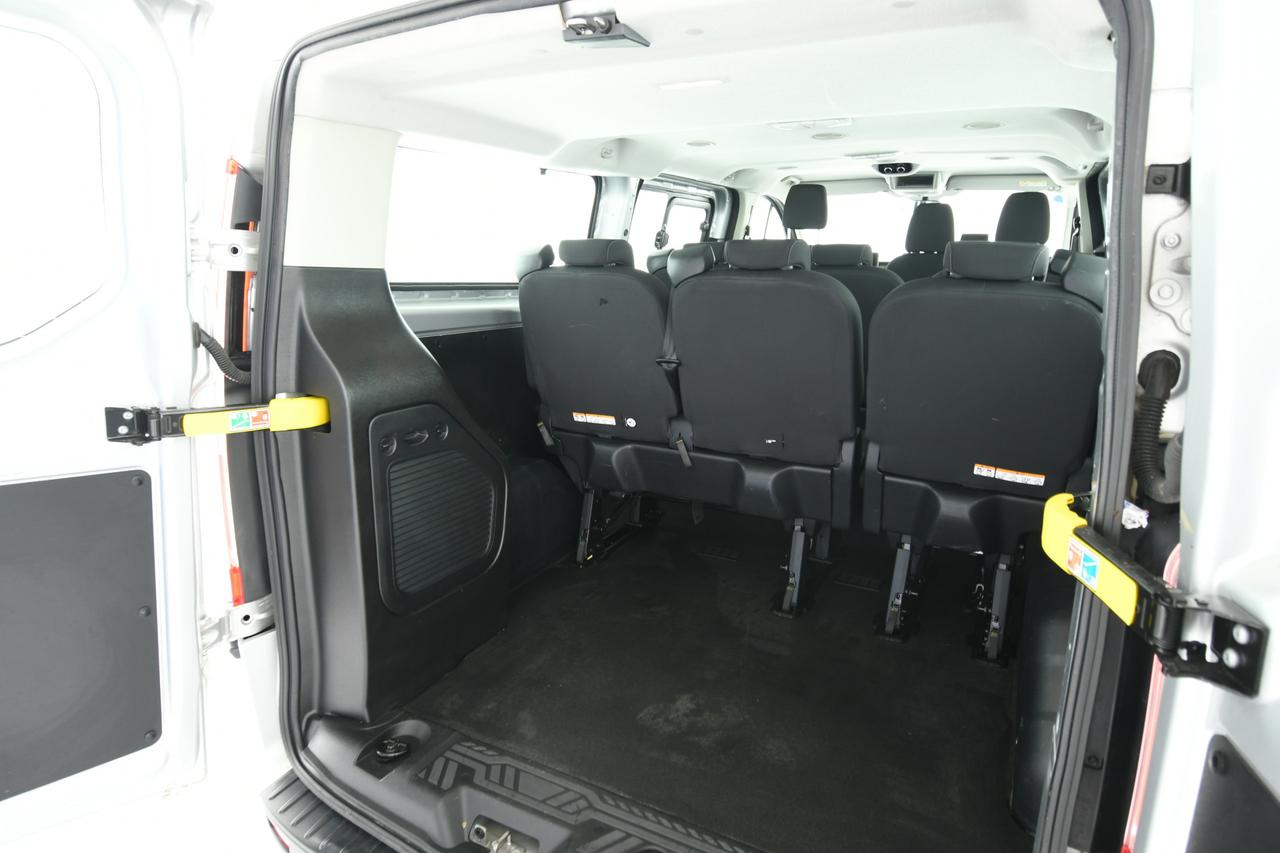 FORD Transit custom 320 2.0 tdci 130cv Trend combi L2H1 IVA+9 POSTI
