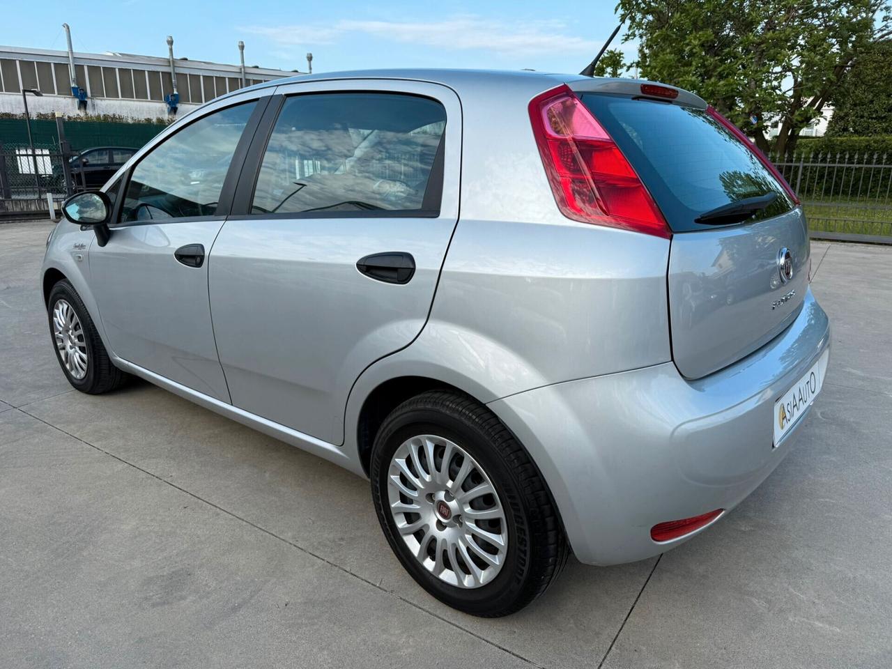 Fiat Punto 1.2 unico-propr 2015 con 21.000 km