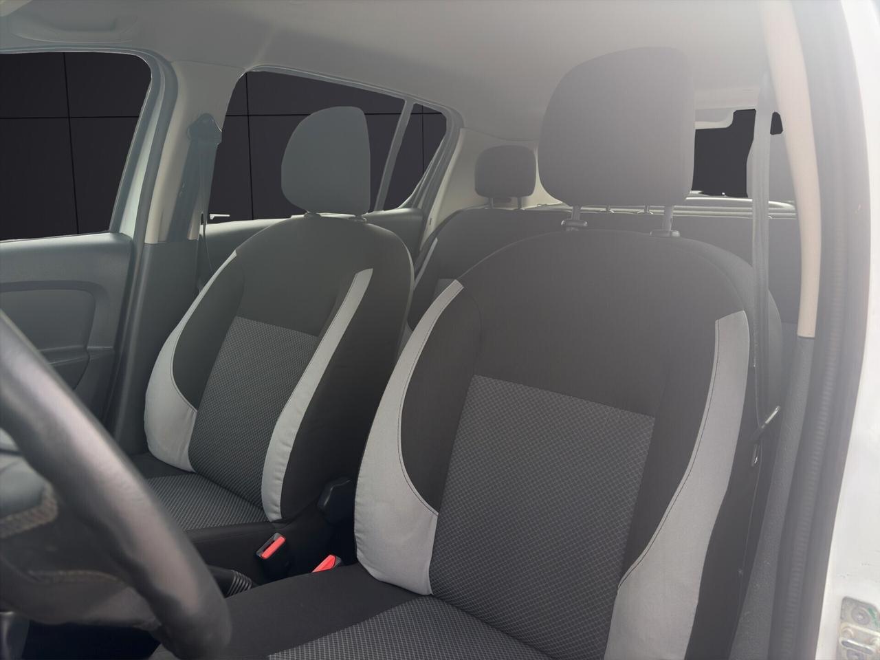 Dacia Sandero 0.9 TurboGPL 90CV Ambiance GPL 2036