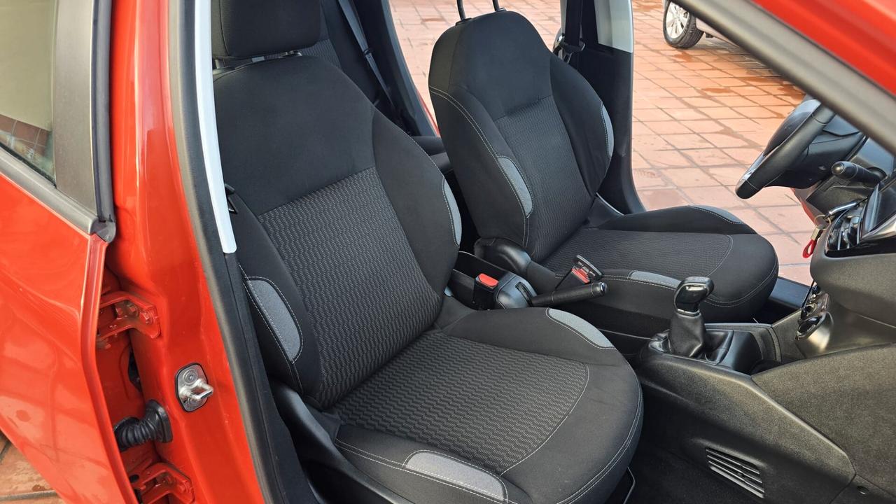 Peugeot 208 BlueHDi 75 5 porte Allure