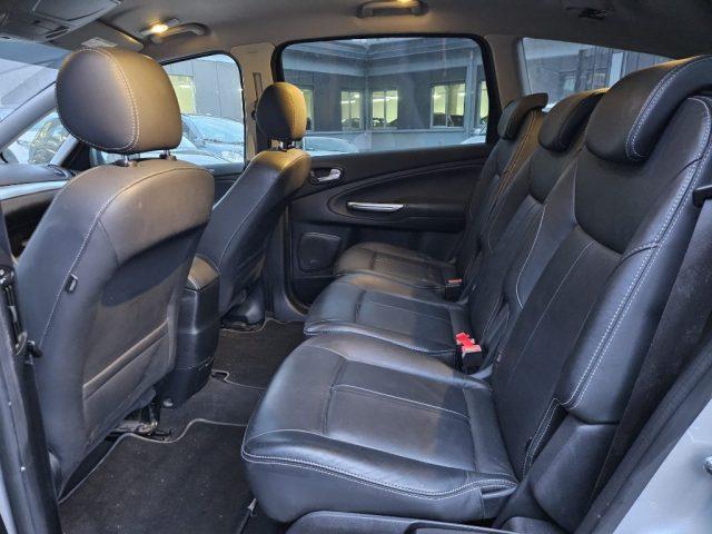 FORD S-Max 2.0 TDCi 163CV Powershift New Titanium