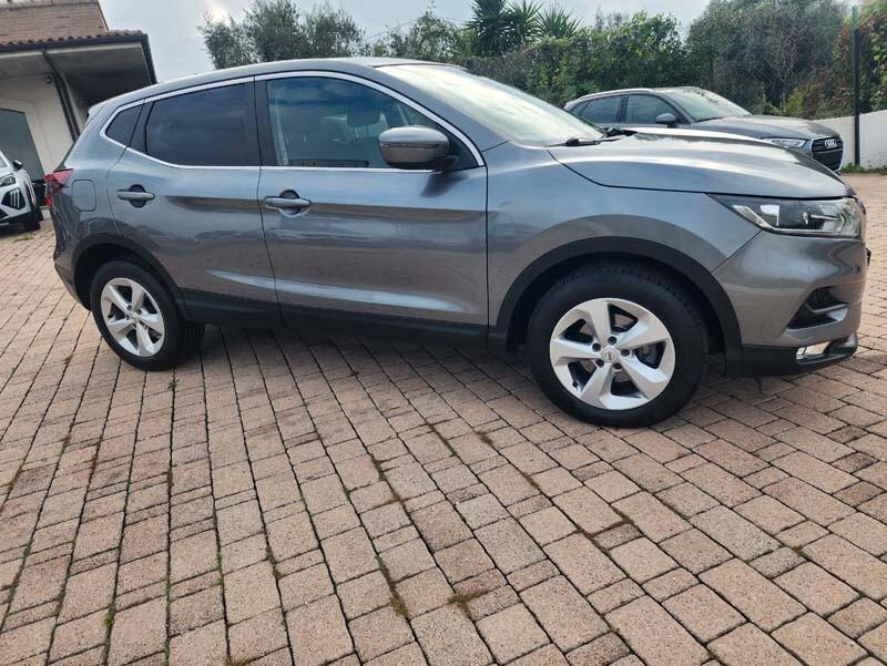 Nissan Qashqai 1.3 DIG-T 140 CV Business