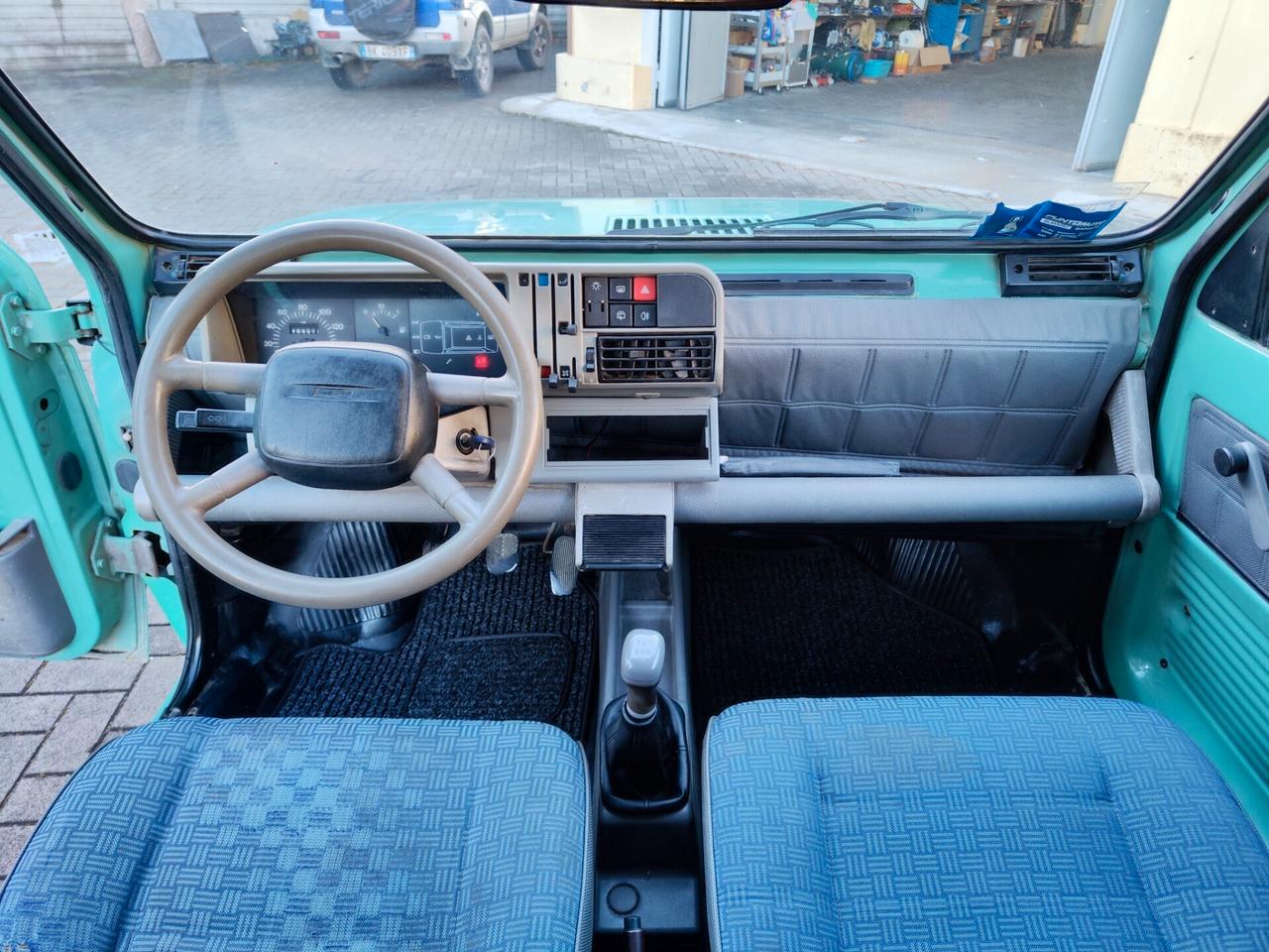 Fiat Panda 900 i.e. cat Young 2000