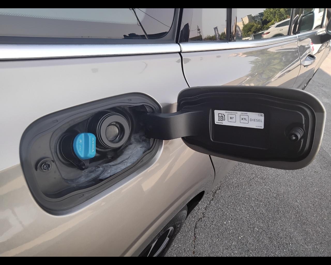 VOLVO V60 II 2019 - V60 2.0 d3 Business Plus geartronic my20