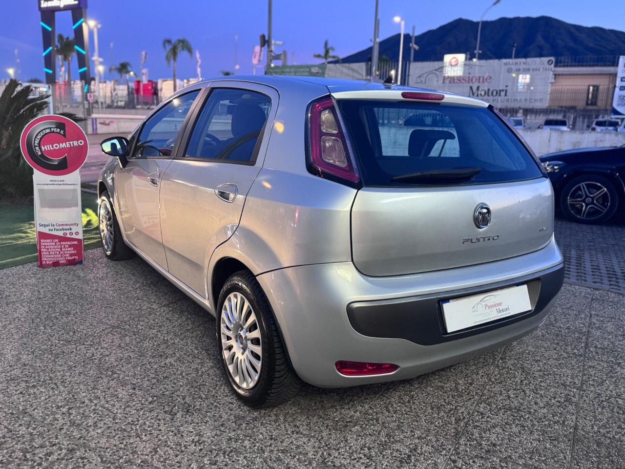 Fiat Punto Evo 1.3 Mjt 95 CV DPF 5 porte S&S Dualogic Sport