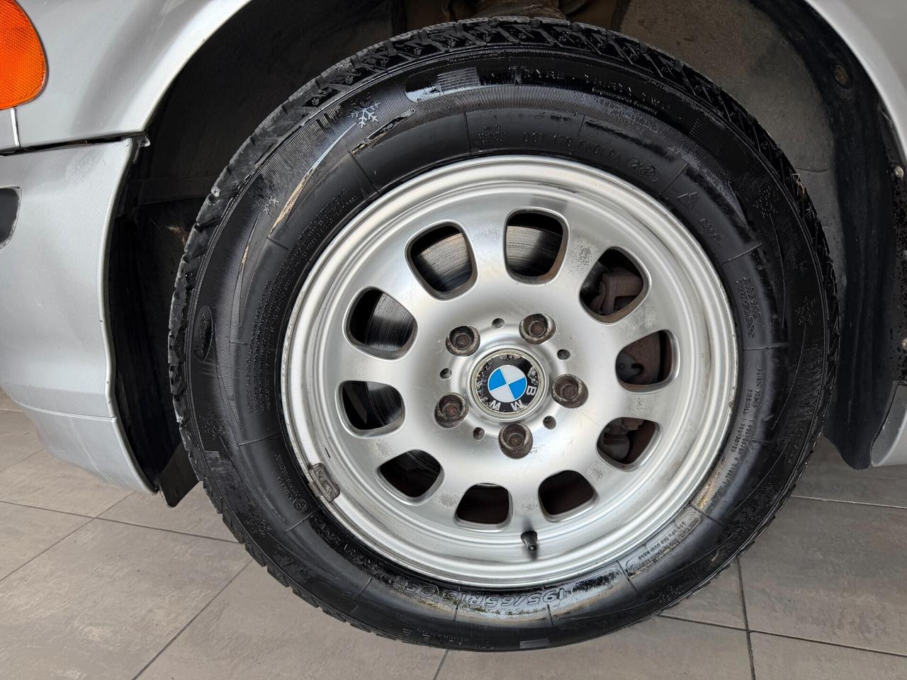 Bmw 318I 1999 cat 4 porte Eletta SOLI 90000KM