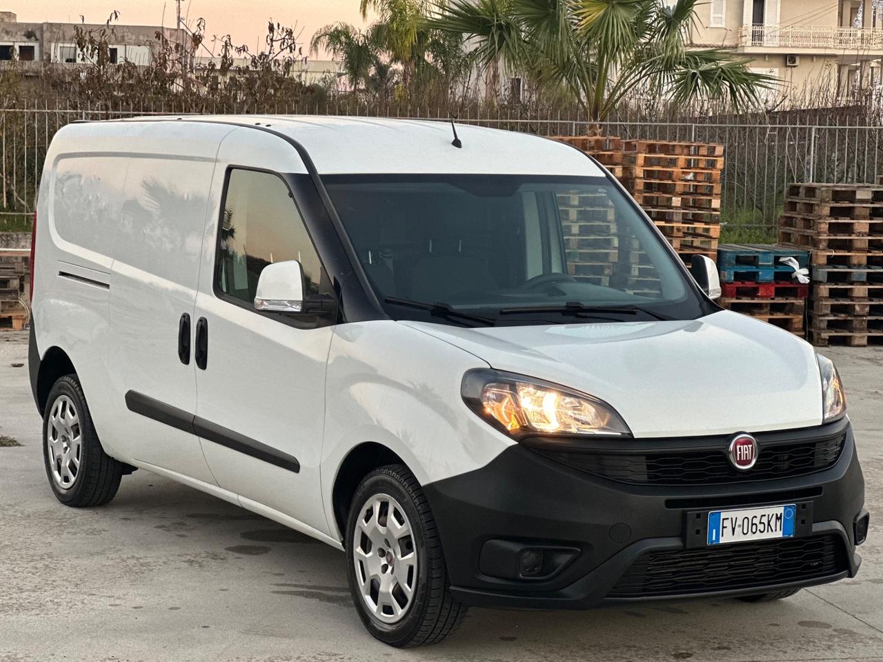 Fiat Doblò 1.4 Natural Power 120cv Cargo Maxi 2019