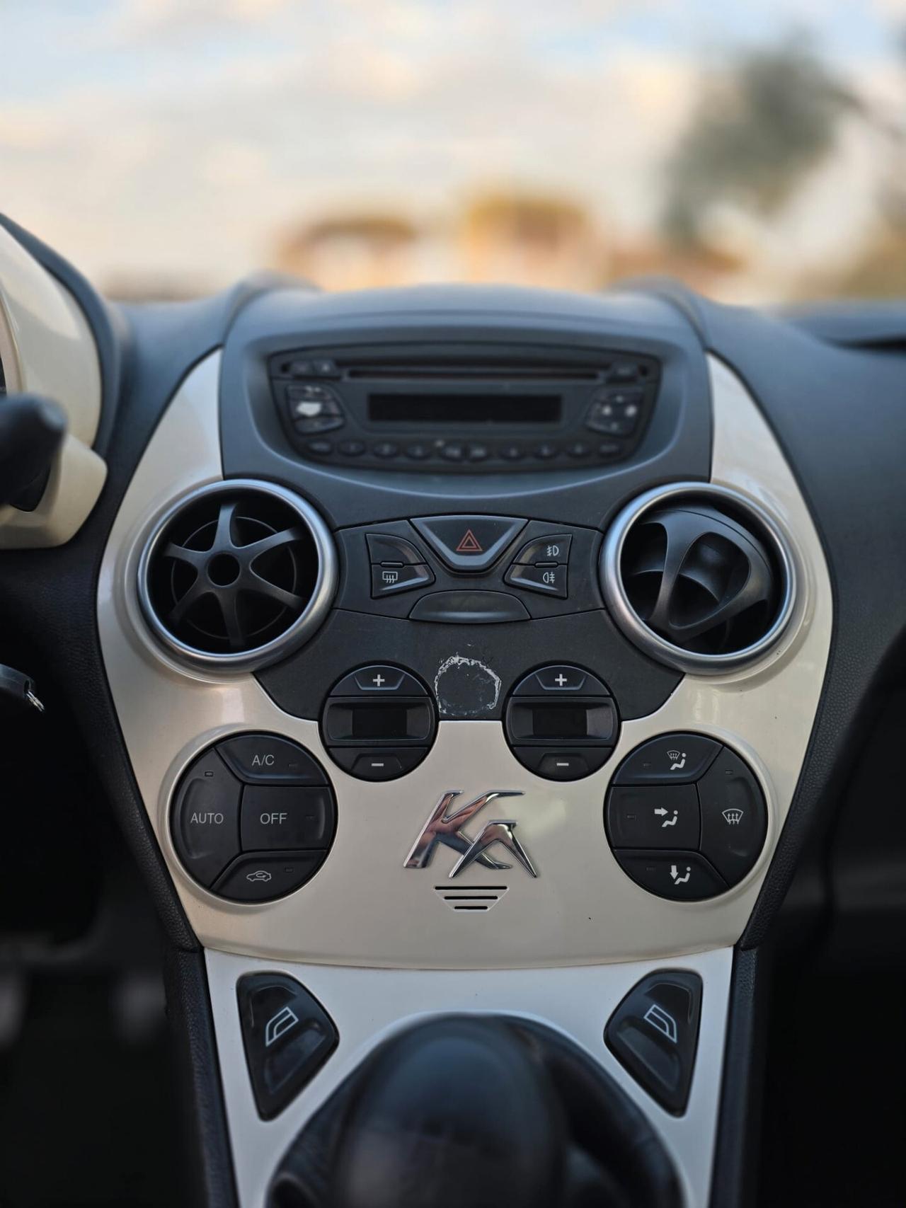 Ford Ka 1.2 8V 69CV Titanium