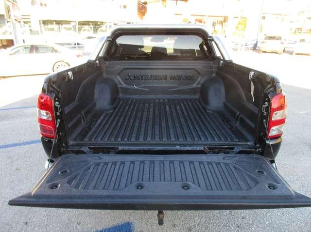 Mitsubishi L200 2.4d Intense Diamond 4wd 181cv auto N1 my17