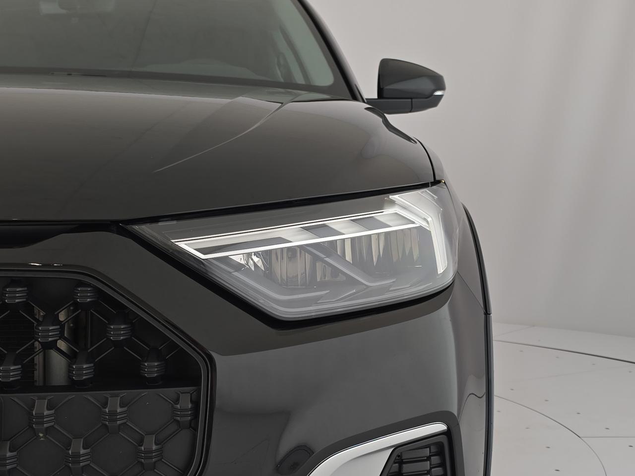 Audi A1 citycarver 35 1.5 tfsi identity contrast 150cv s-tronic