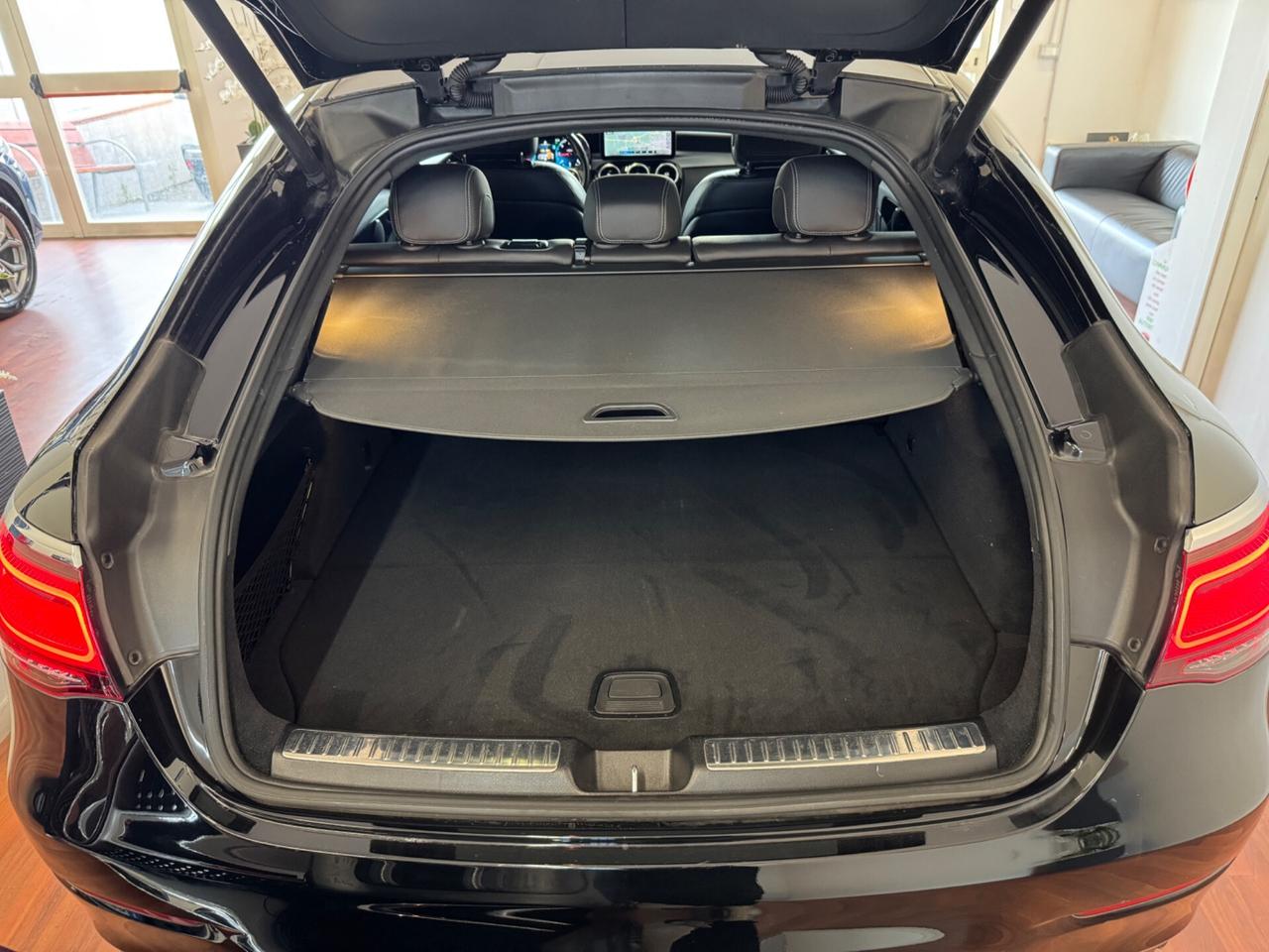 MERCEDES-BENZ GLC 220 d 4MATIC COUPE SPORT - MY21