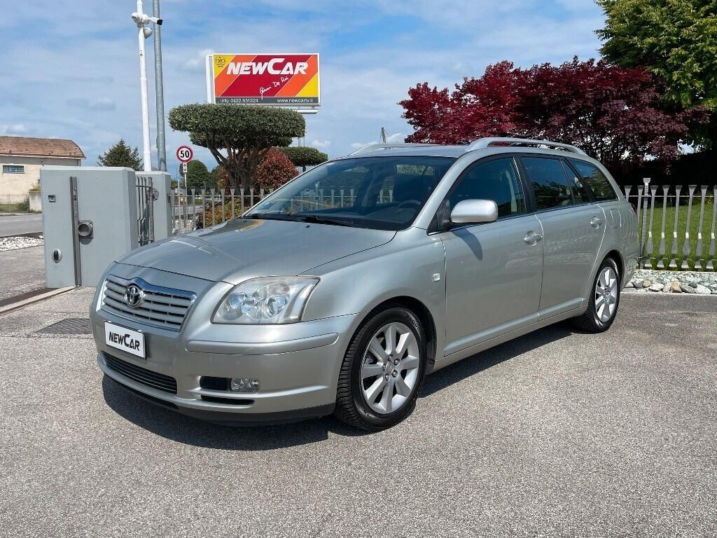 Toyota Avensis 1.8 benzina Station Wagon