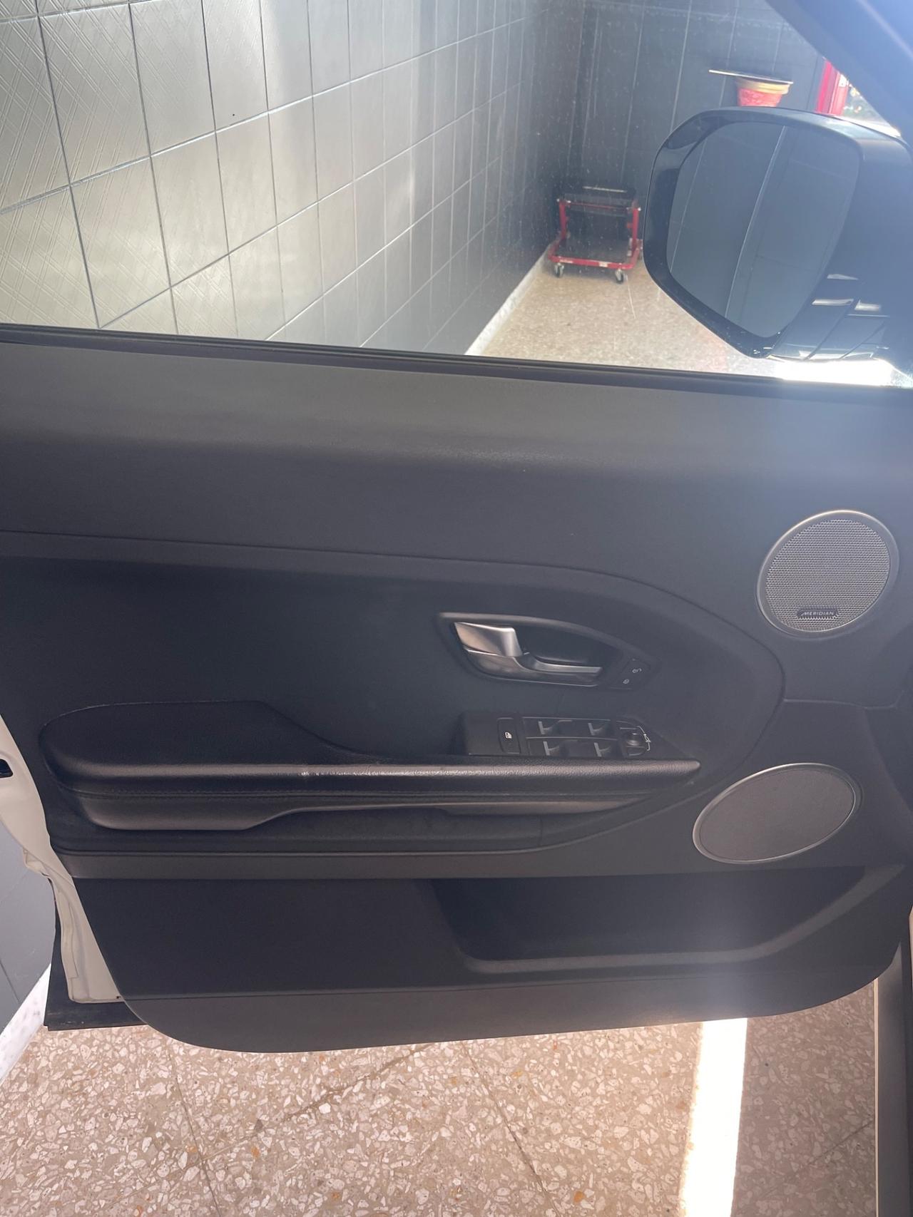 Land Rover Range Evoque 2.2 TD4 5p. Dynamic