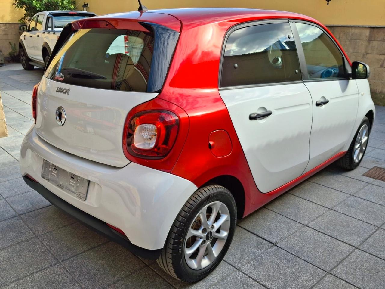 Smart ForFour 70 1.0 Youngster