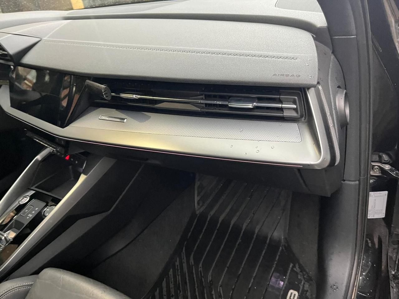 Audi A3 SPB 30 g-tron S tronic line edition FULL PELLE