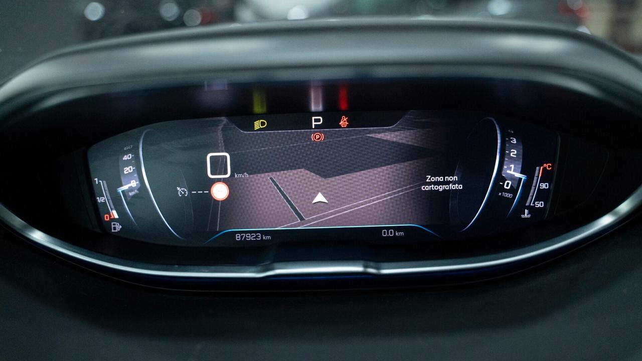 Peugeot 3008 1.5 BLUEHDI ALLURE PACK EAT8 SES 131 CV AUTO VIRTU