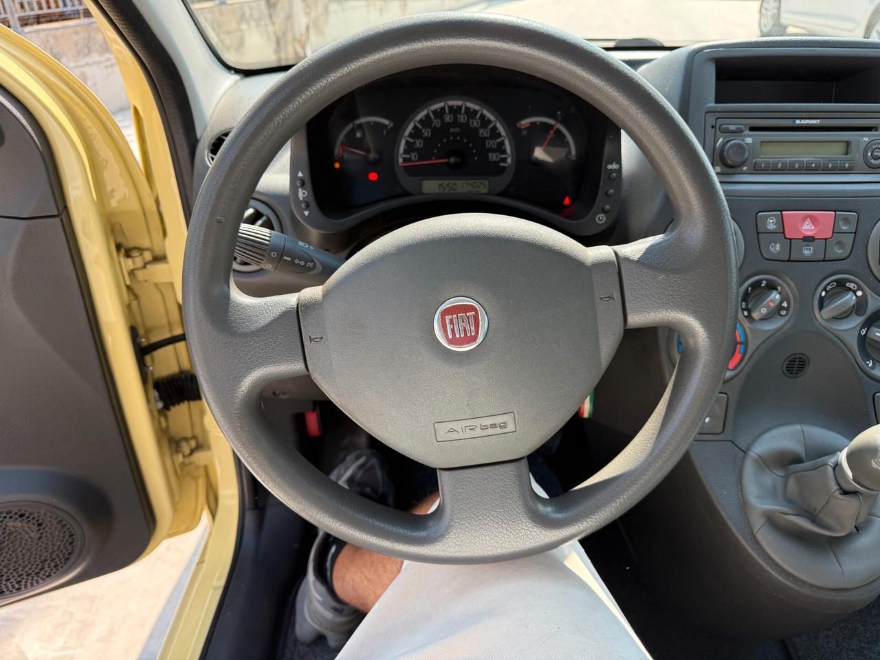 FIAT PANDA ANNO 2011 1.2 BENZINA 69 CAVALLI