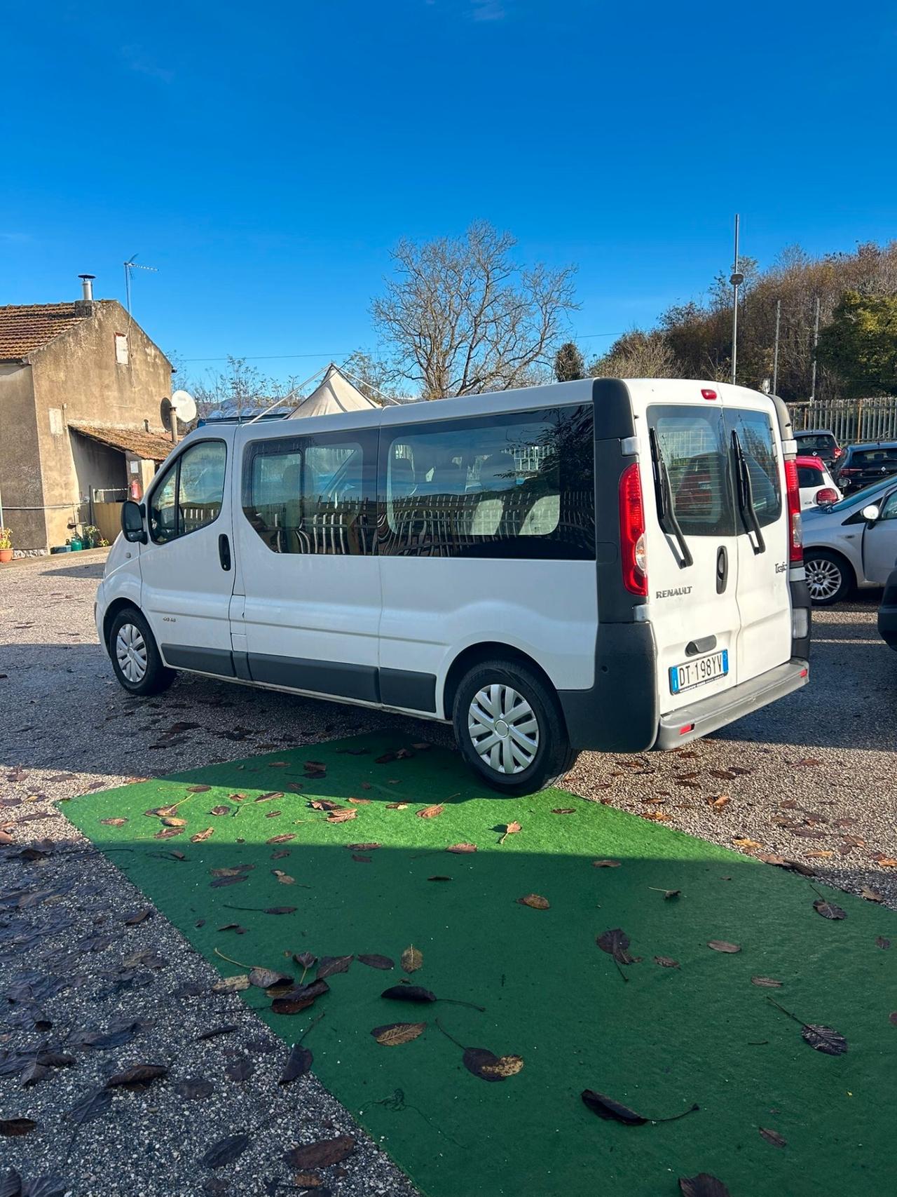 Renault Trafic T29 2.5 dCi/115 PL-TN Passenger Confort FAP