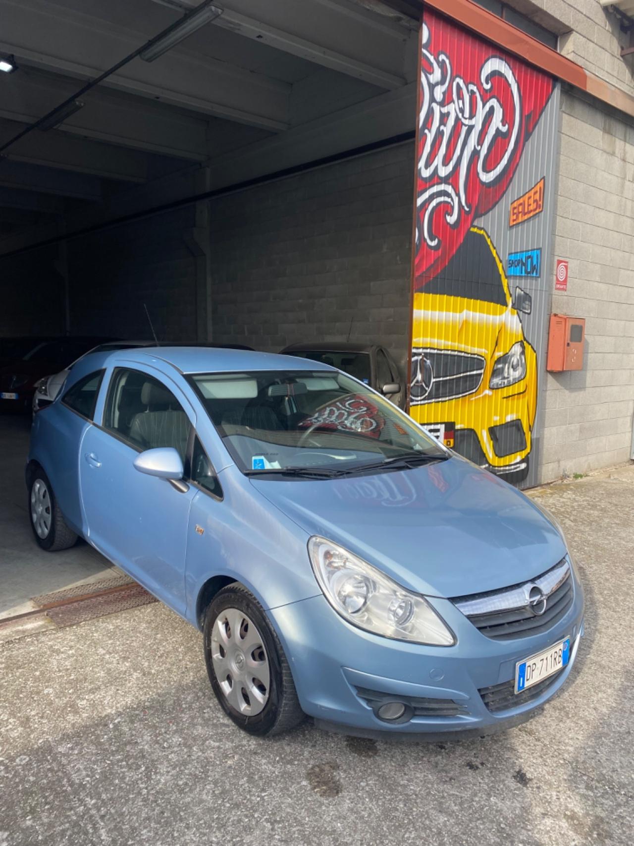 Opel Corsa 1.2 3 porte Easytronic Club Neopatentati Benzina