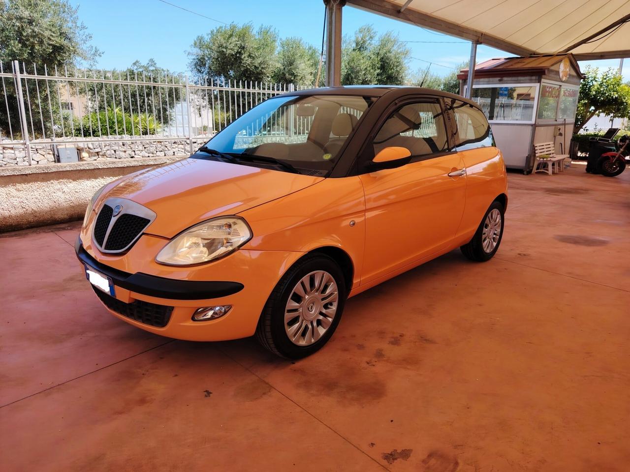 Lancia Ypsilon 1.2 fire Momo Design benzina + gpl