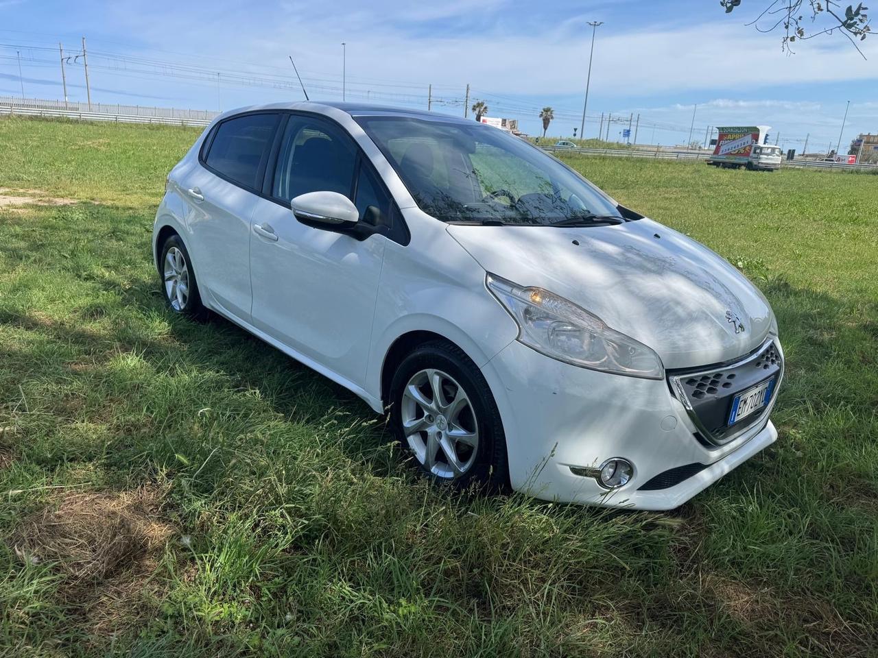 Peugeot 208 1.4 e-HDi 68 CV S&S 5 porte Active Neo P